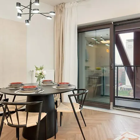 Nowoczesne Dla Dwojga, Balkon Z Widokiem Na Marinę By Renters