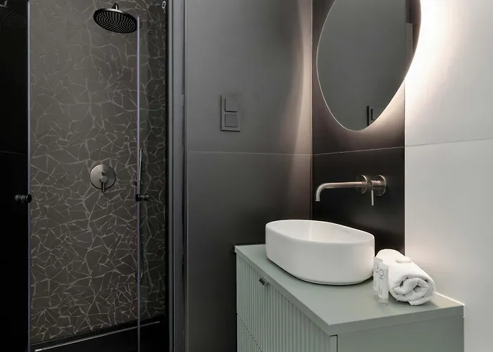 Nowoczesne Dla Dwojga, Balkon Z Widokiem Na Marine By Renters * 格但斯克