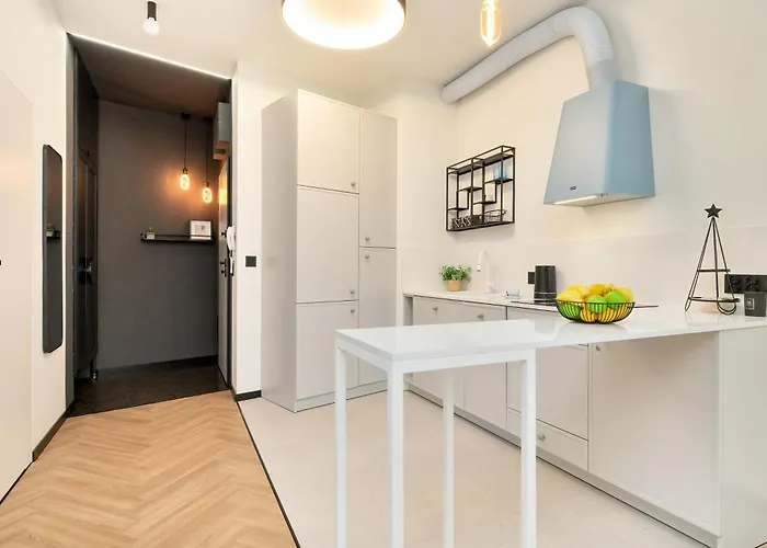 شقة Nowoczesne Dla Dwojga, Balkon Z Widokiem Na Marine By Renters *